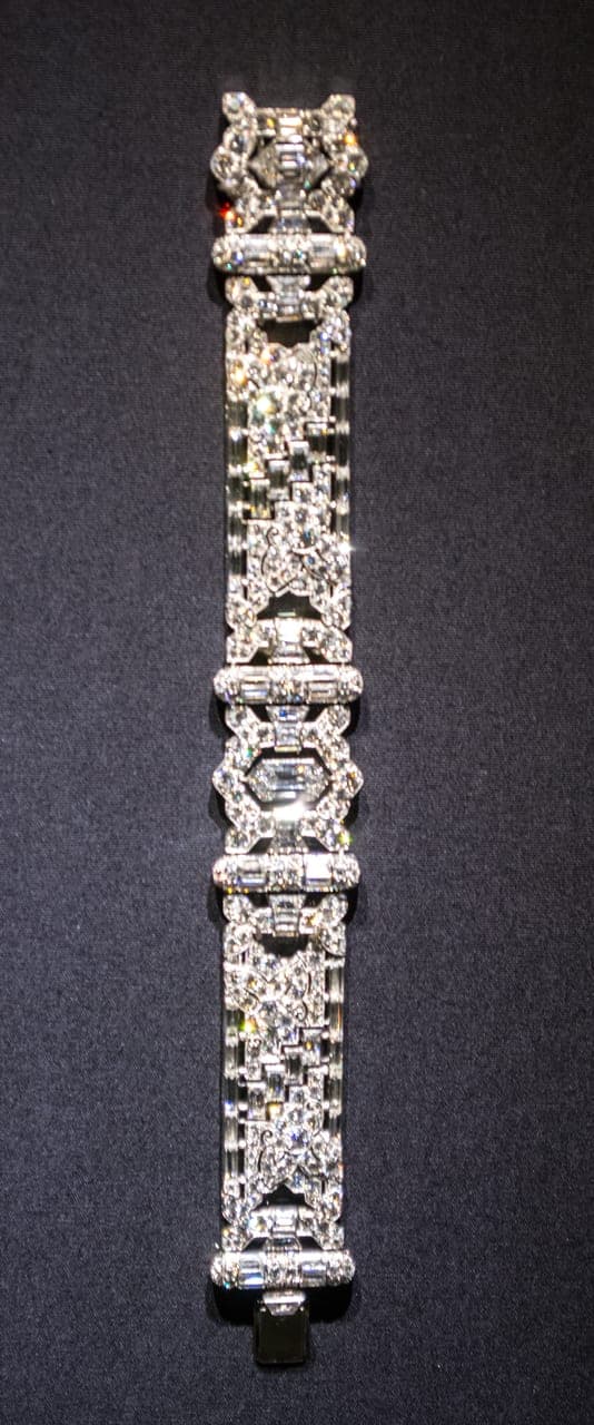 Art Deco diamond bracelet — haute joaillerie (Geneva)